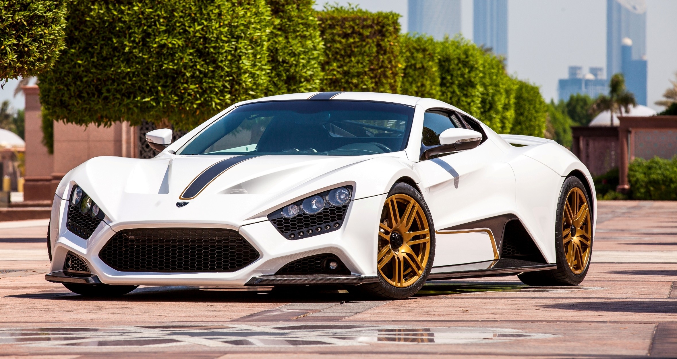 2.9s, 233MPH 2014 ZENVO ST1 Lands in USA With Stunning